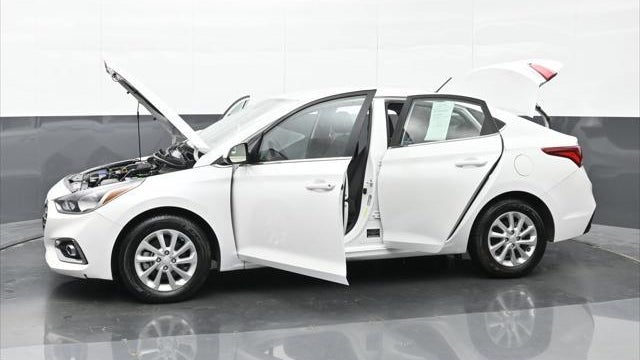 2022 Hyundai ACCENT SE