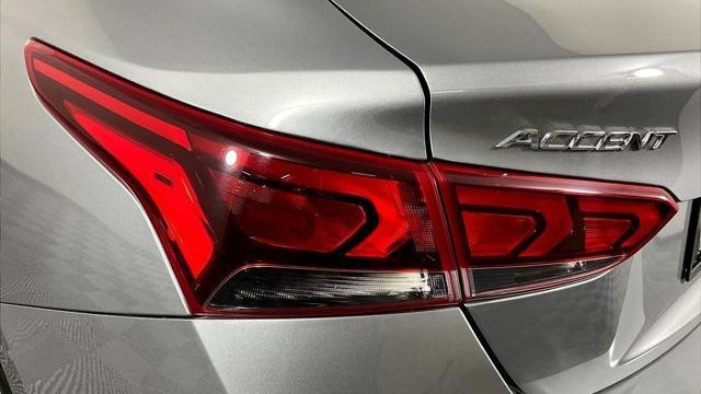 2021 Hyundai ACCENT SE