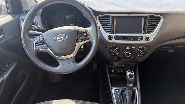 2022 Hyundai ACCENT SE