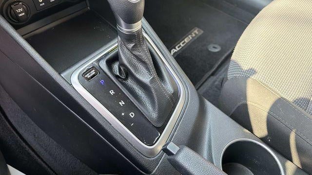 2022 Hyundai ACCENT SE