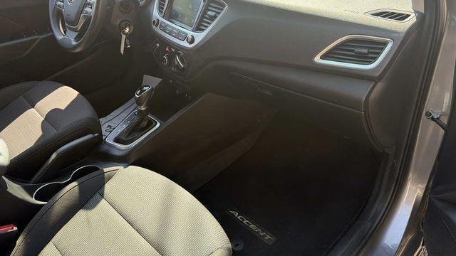 2022 Hyundai ACCENT SE