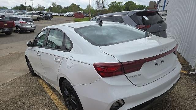 2023 Kia Forte LX