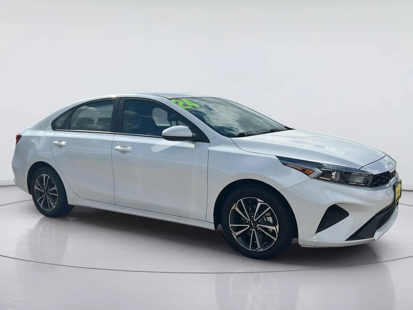 2024 Kia Forte - $21,525