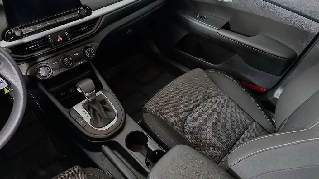 2024 Kia Forte LX