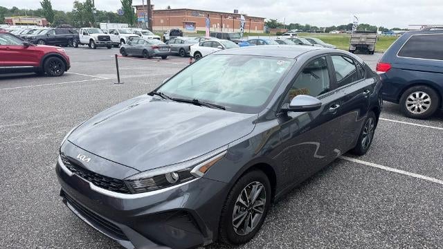 2024 Kia Forte LX