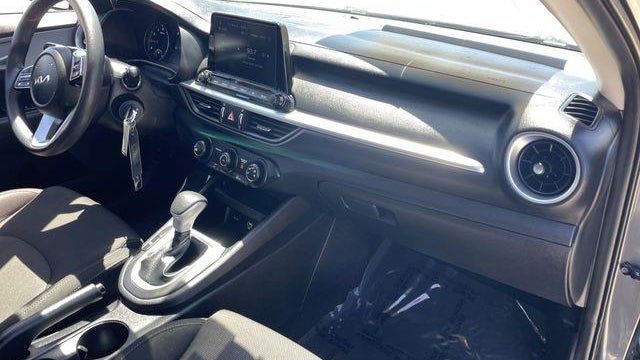 2024 Kia Forte LX
