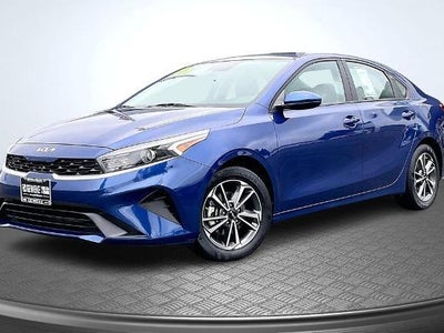 2023 Kia Forte LXS 4DR Sedan