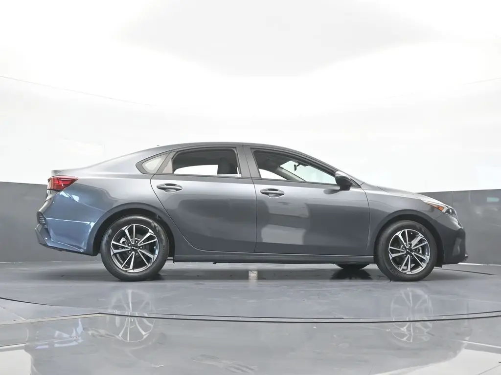 2024 Kia Forte - $15,997