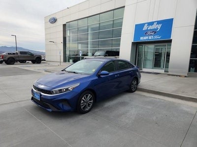 2024 Kia Forte LXS 4DR Sedan