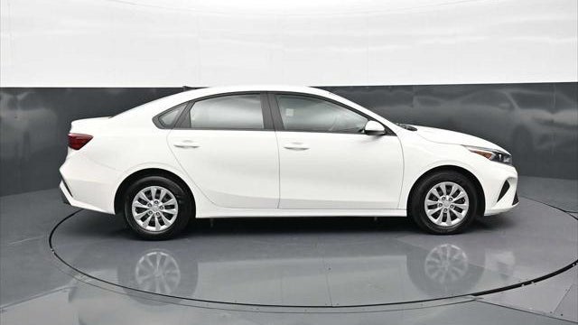 2024 Kia Forte LX