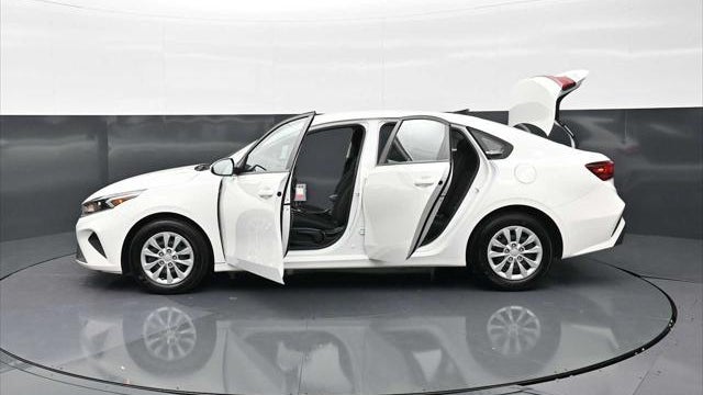 2024 Kia Forte LX