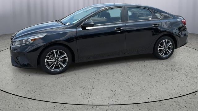 2022 Kia Forte FE