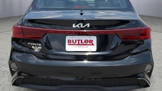 2022 Kia Forte FE