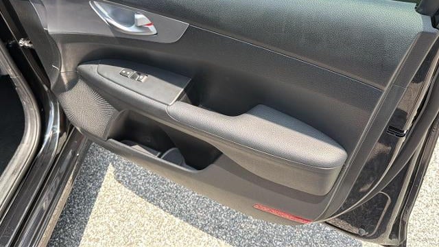 2022 Kia Forte FE