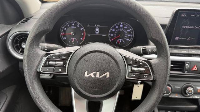 2023 Kia Forte LX