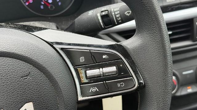 2023 Kia Forte LX