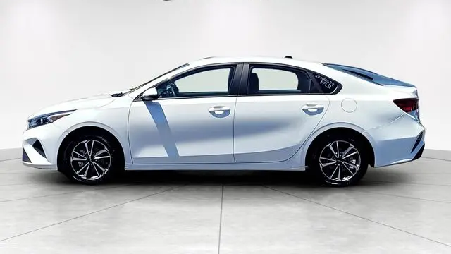 2023 Kia Forte LX