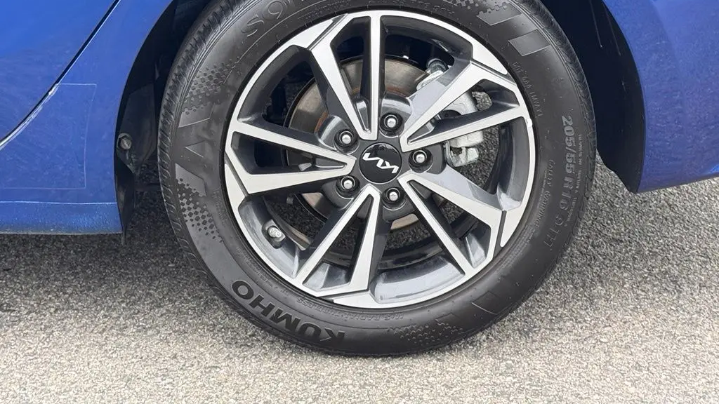 2024 Kia Forte LX