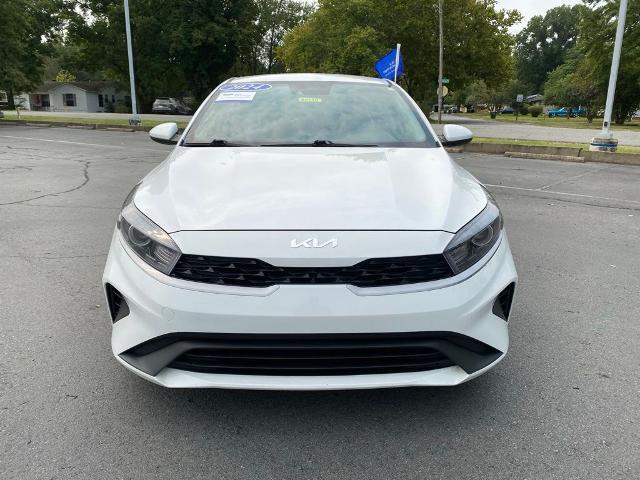 2024 Kia Forte LXS — photo 1 of 24