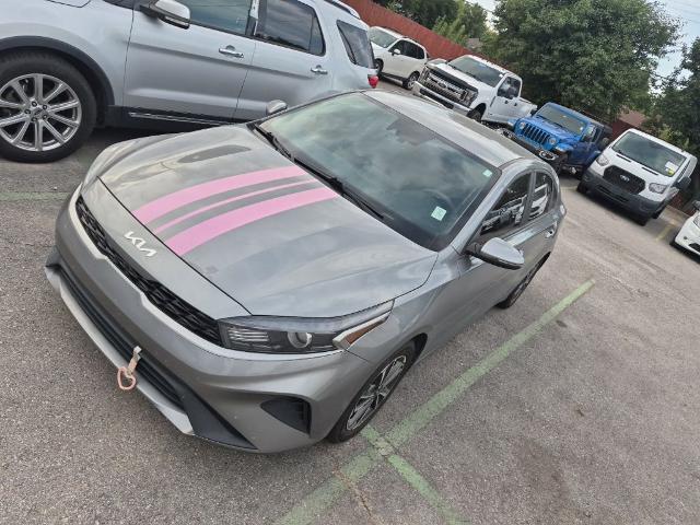 2023 Kia Forte LXS — photo 1 of 12
