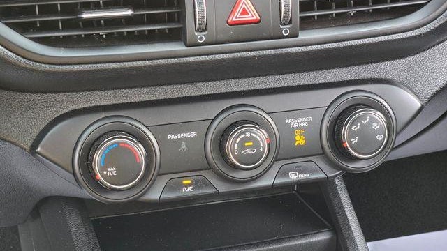 2023 Kia Forte LX
