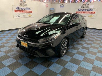 2023 Kia Forte LXS 4DR Sedan