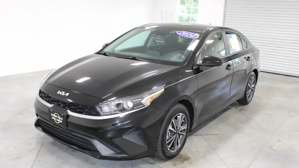 2024 Kia Forte LXS
