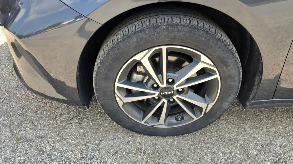 2024 Kia Forte LX