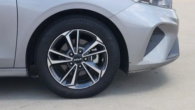 2024 Kia Forte LX