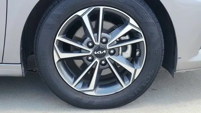 2024 Kia Forte LX