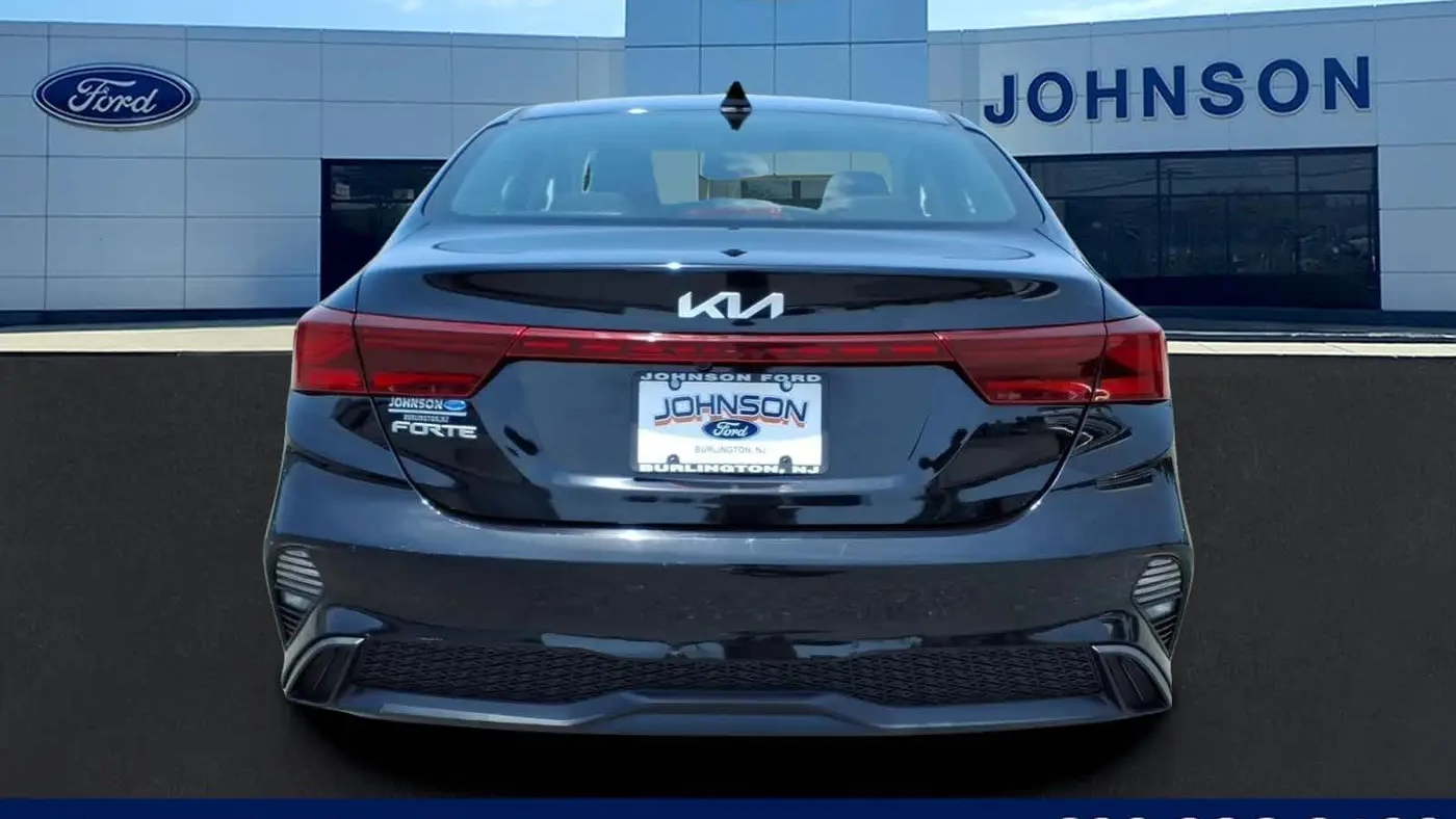 2024 Kia Forte LX