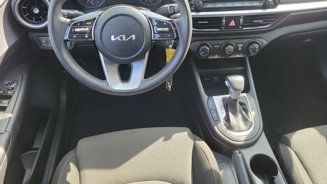 2022 Kia Forte FE