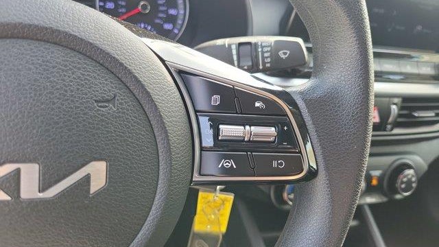 2022 Kia Forte FE