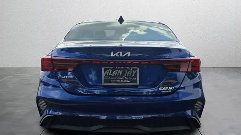 2023 Kia Forte LX