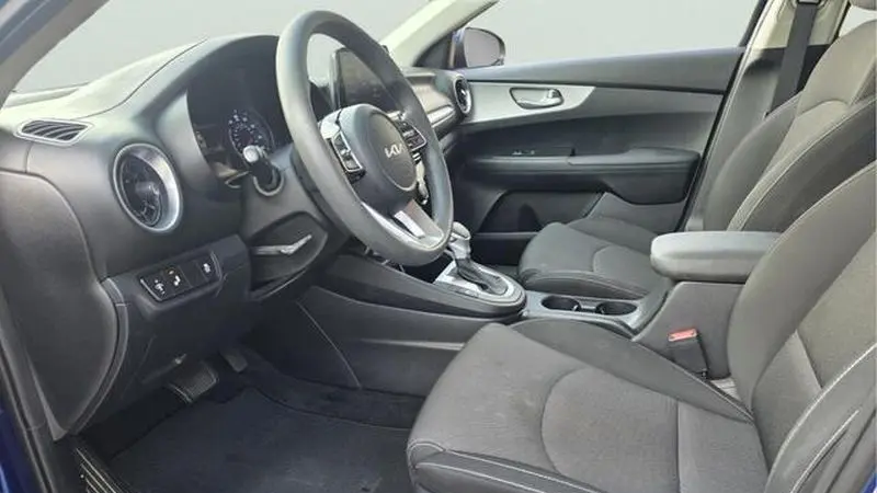 2023 Kia Forte LX