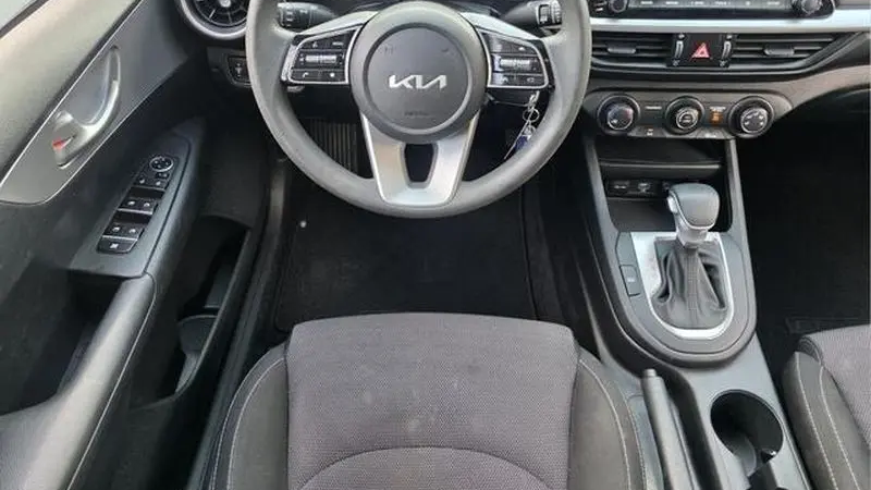 2023 Kia Forte LX