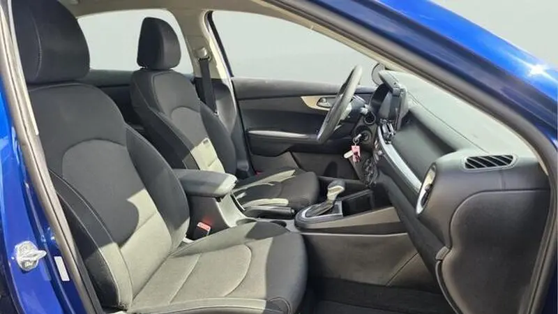 2023 Kia Forte LX