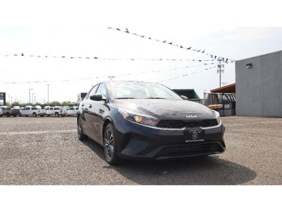 2023 Kia Forte LX 4DR Sedan
