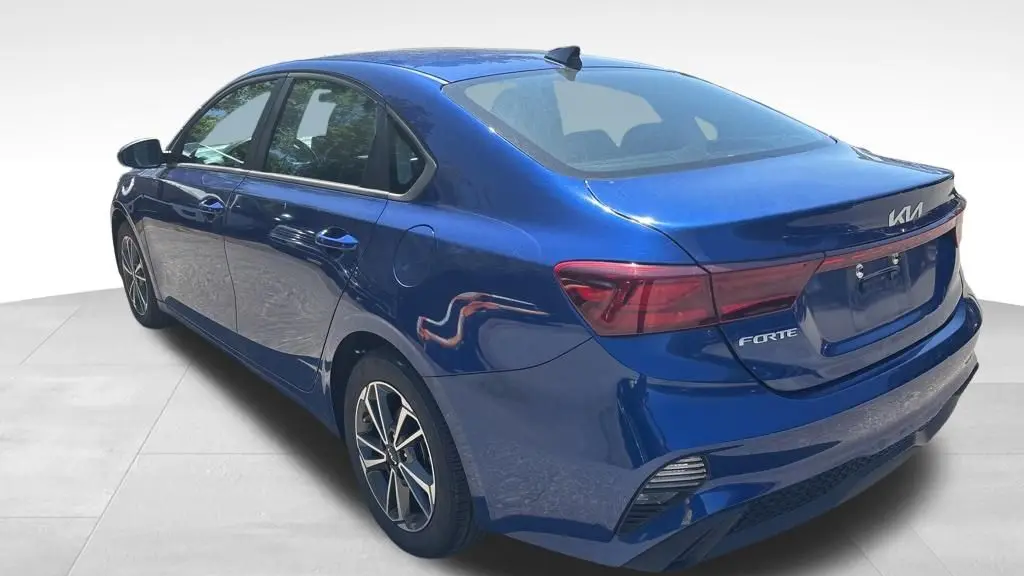 2023 Kia Forte LX