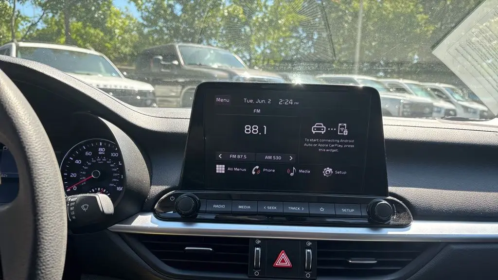 2023 Kia Forte LX