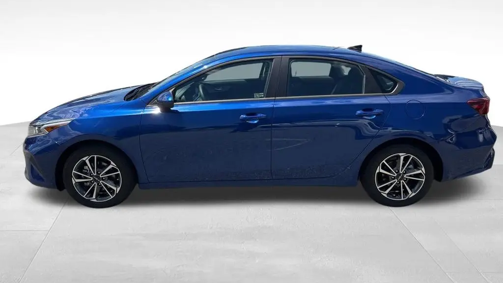 2023 Kia Forte LX