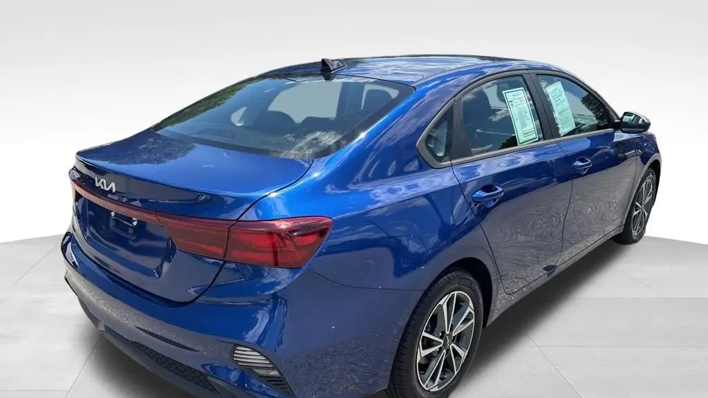 2023 Kia Forte LX