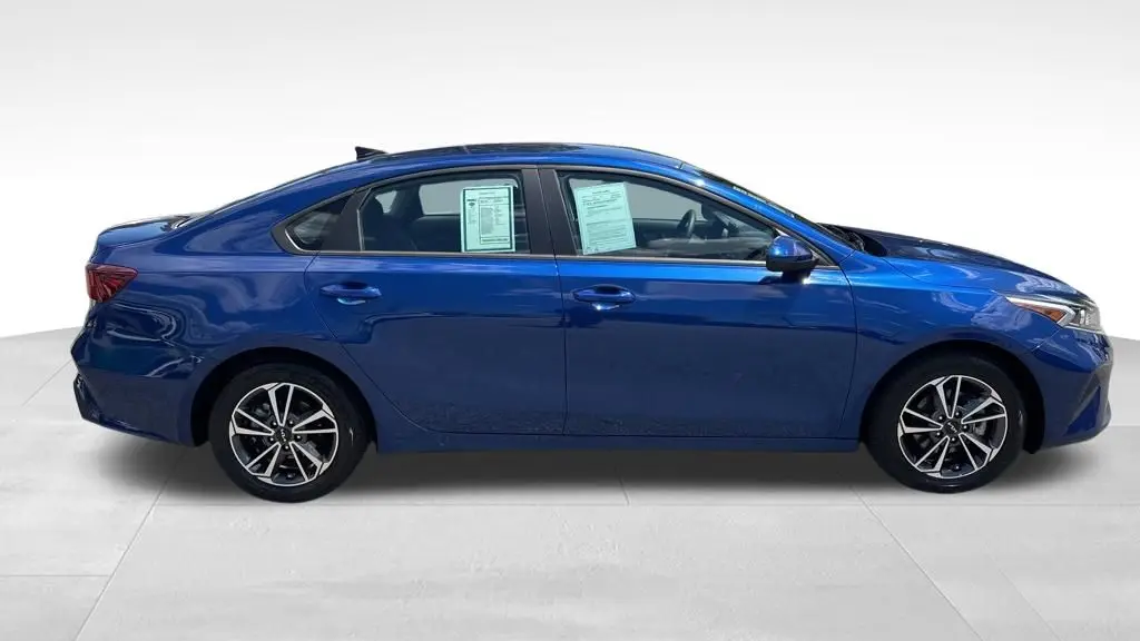 2023 Kia Forte LX