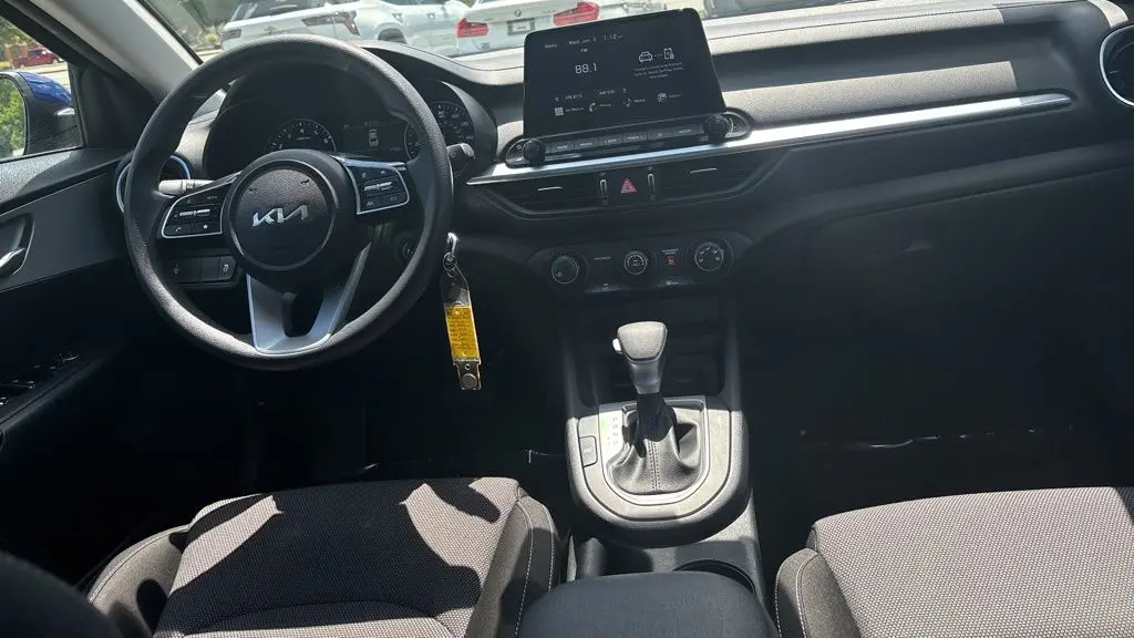 2023 Kia Forte LX