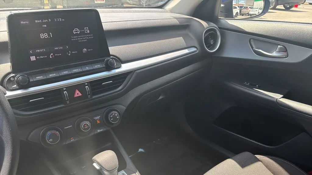 2023 Kia Forte LX