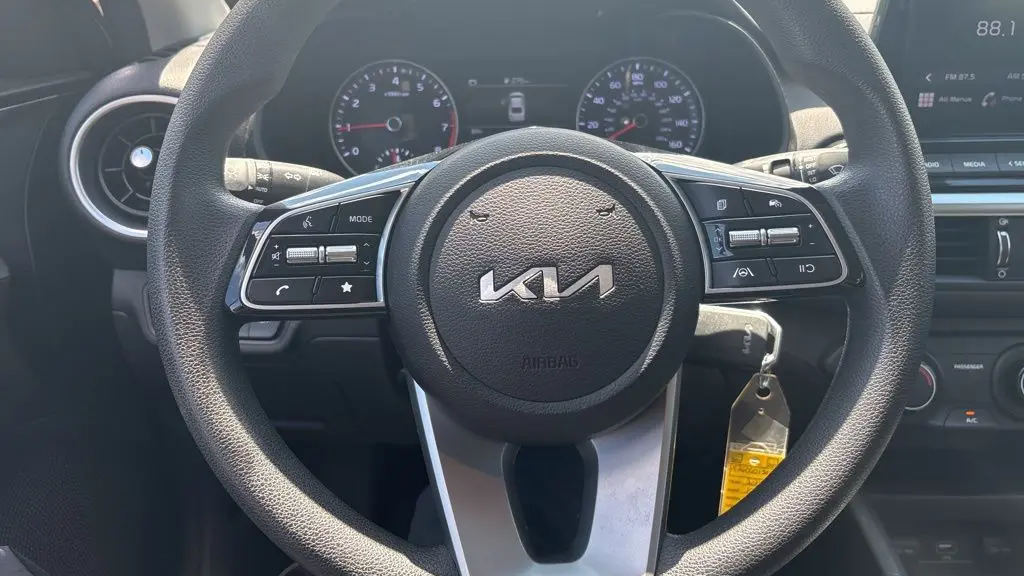 2023 Kia Forte LX
