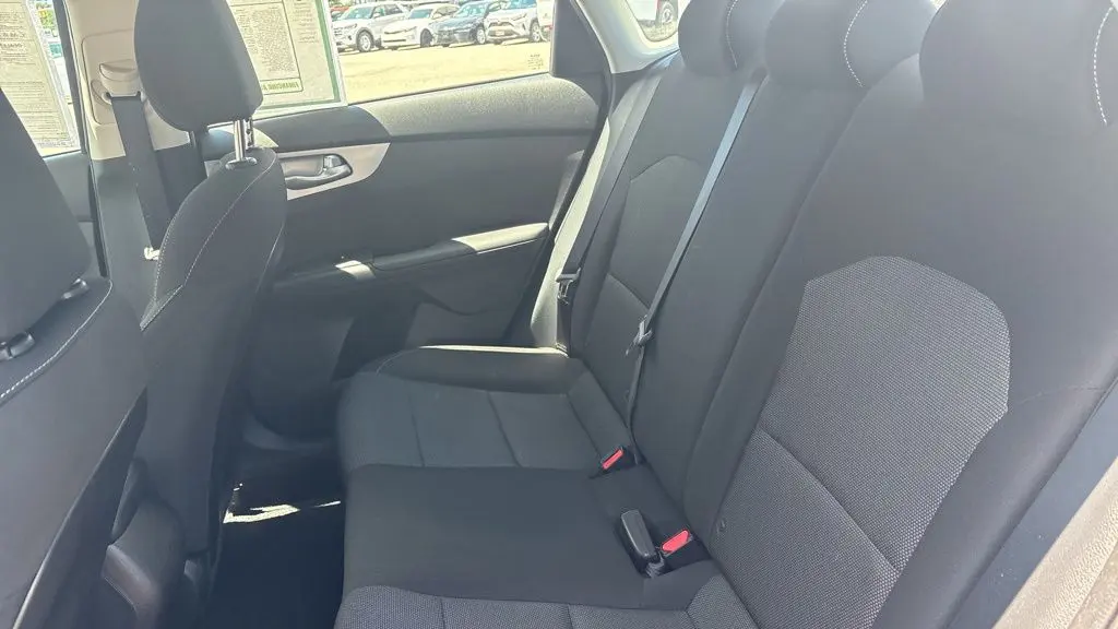 2023 Kia Forte LX