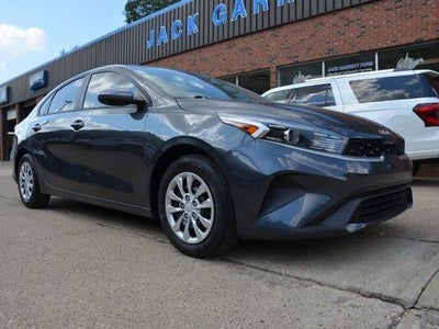 2023 Kia Forte LX 4DR Sedan