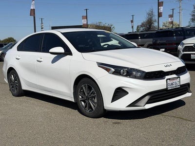 2023 Kia Forte LXS 4DR Sedan