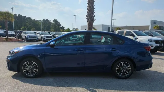2023 Kia Forte LX